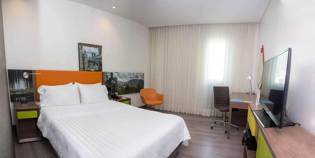 Hampton By Hilton Bogota Usaquen Room photo